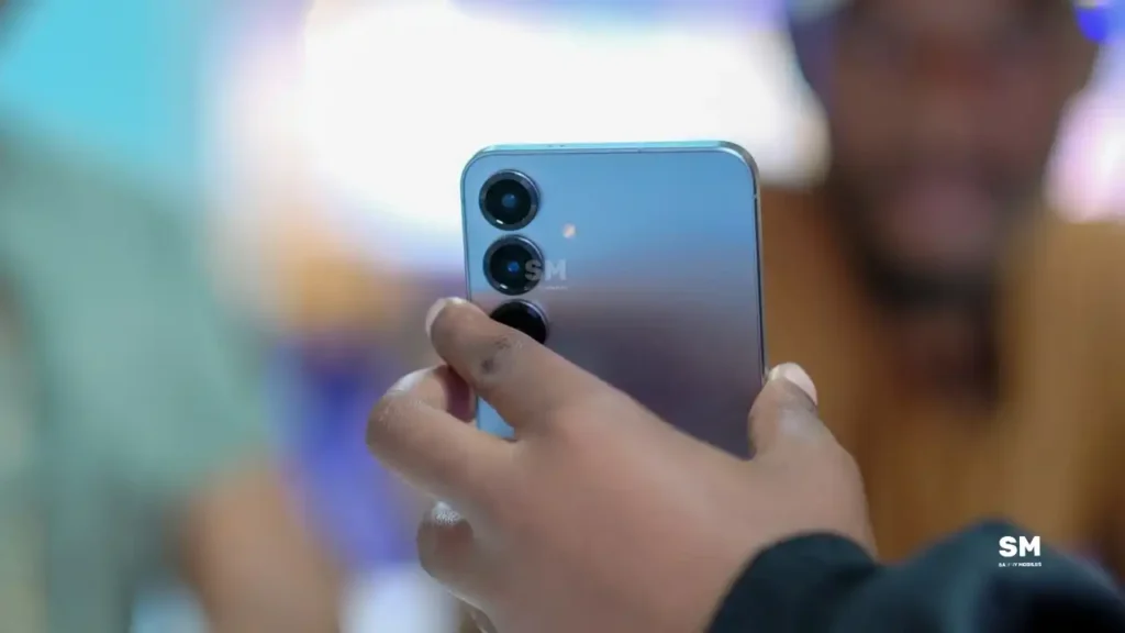 Galaxy S25 face unlock